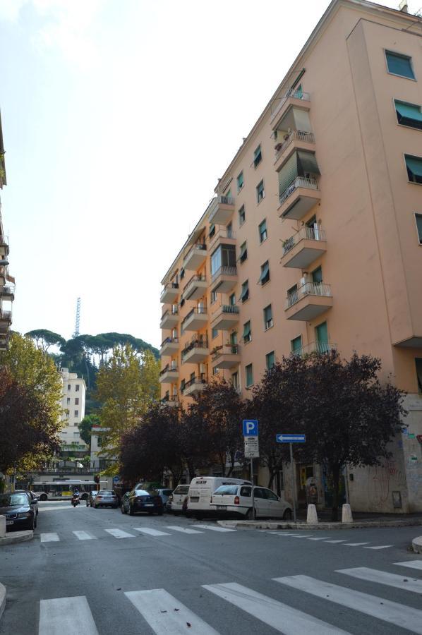 B&B Ad Maiora Roma ภายนอก รูปภาพ