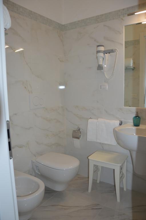 B&B Ad Maiora Roma ห้อง รูปภาพ